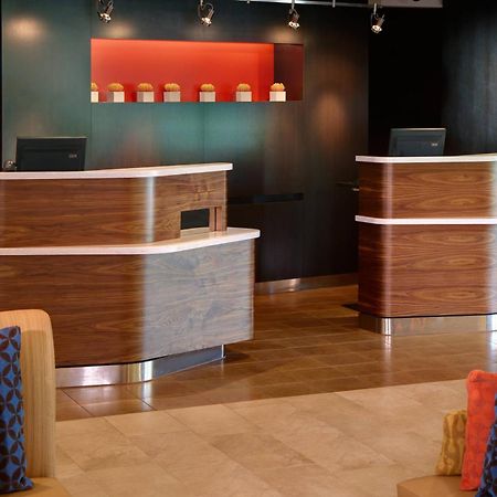 Courtyard By Marriott Lexington North Hotell Inreriör bild