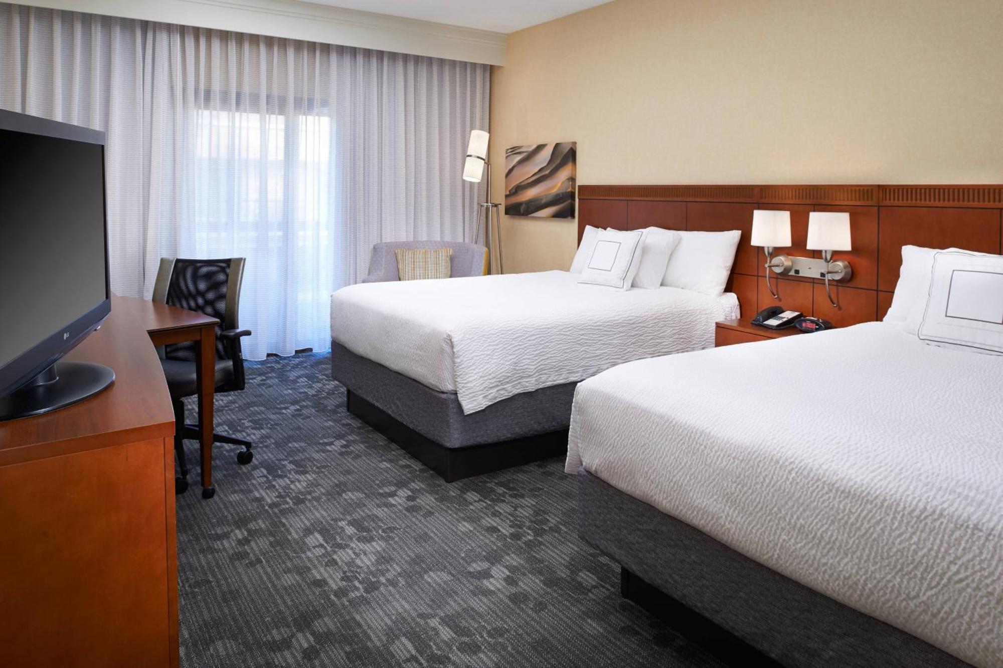Courtyard By Marriott Lexington North Hotell Exteriör bild